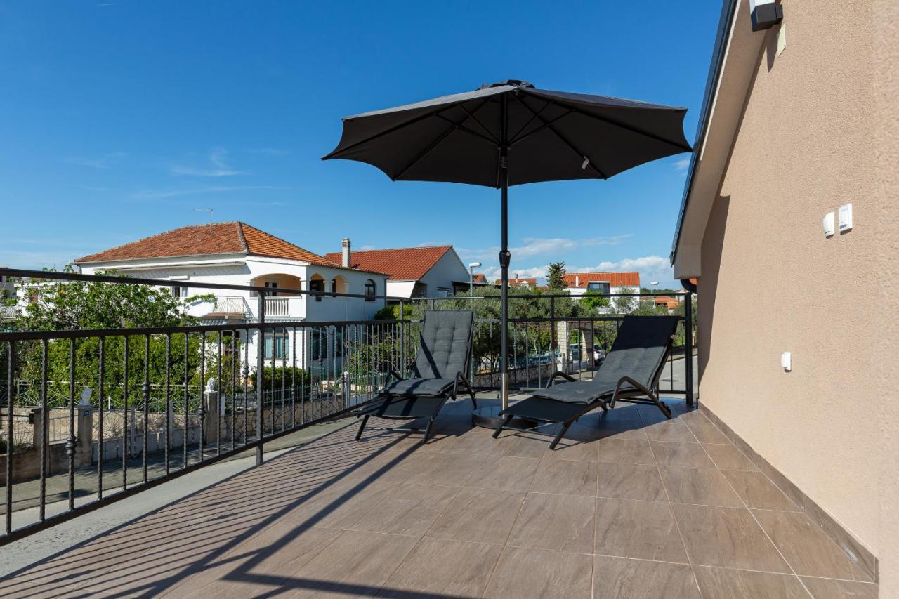D&D Apartmani Биоград-на-Мору Экстерьер фото